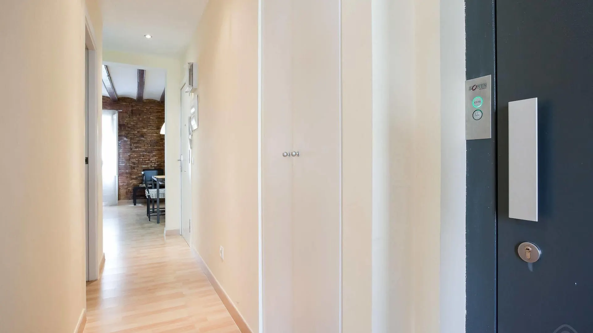 *** Hotel El Born Apartment Barcelona Spain